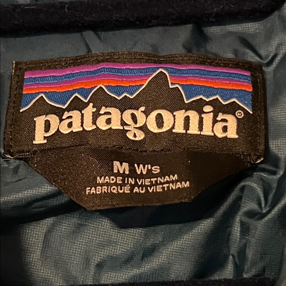 Patagonia Nano Puff Hooded Jacket - Medium - Picture 3 of 5